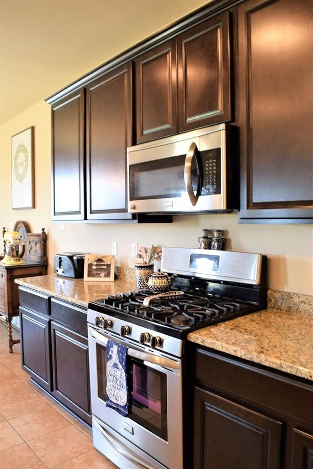 324 Camelback Dr - Photo 6 of 27