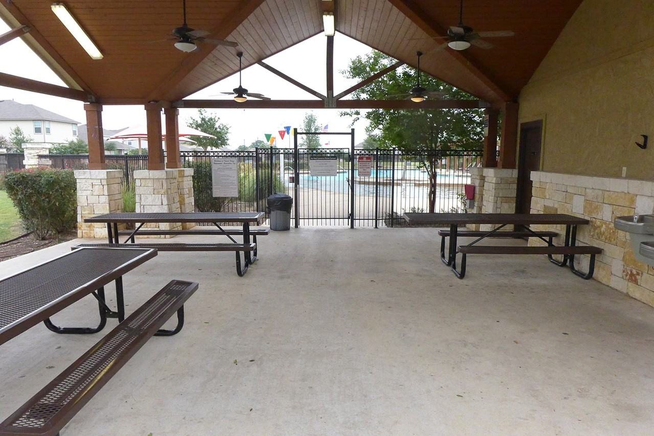 8710 Hudson Holw - Photo 6 of 22