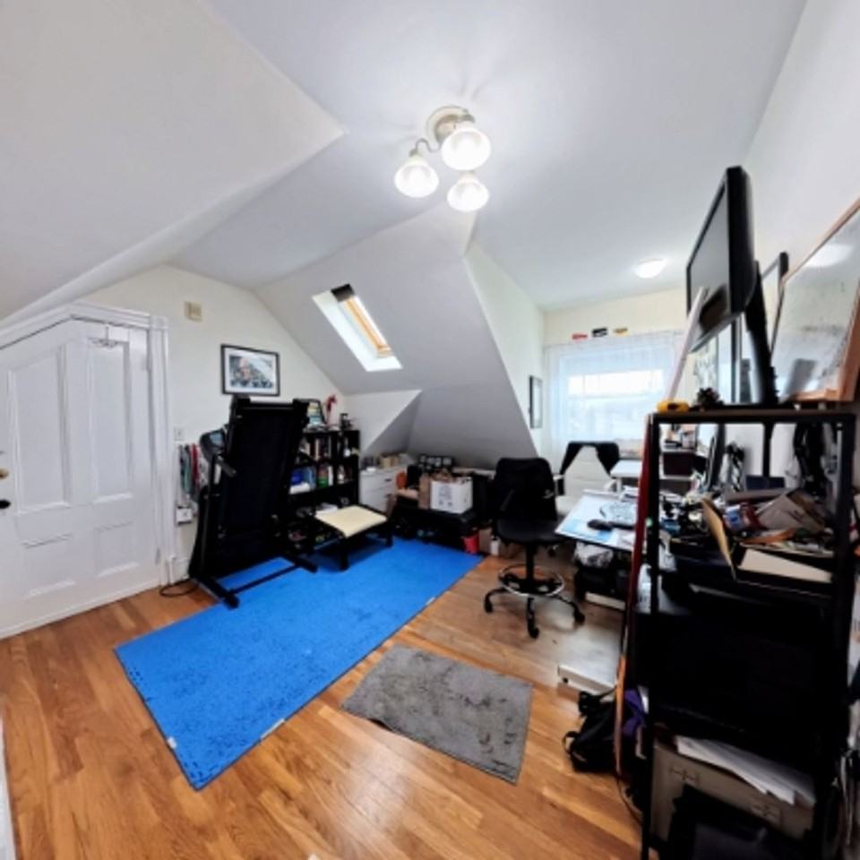 191 Davis Ave - Photo 7 of 22