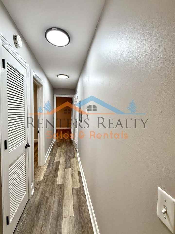 2107 Epworth Dr Ne #H - Photo 7 of 16