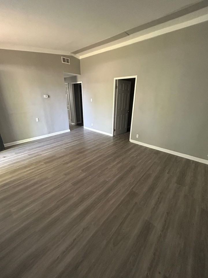 1312 Saint Raphael St - Photo 7 of 9