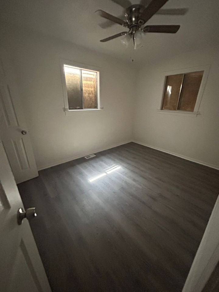 1405 Williams St - Photo 3 of 10