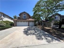 featured image of 40132 White Leaf Ln