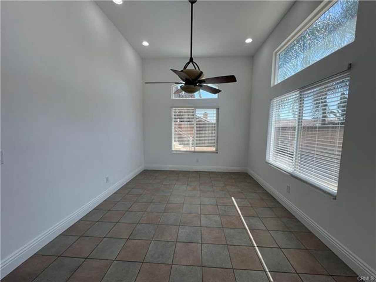 40132 White Leaf Ln - Photo 5 of 35