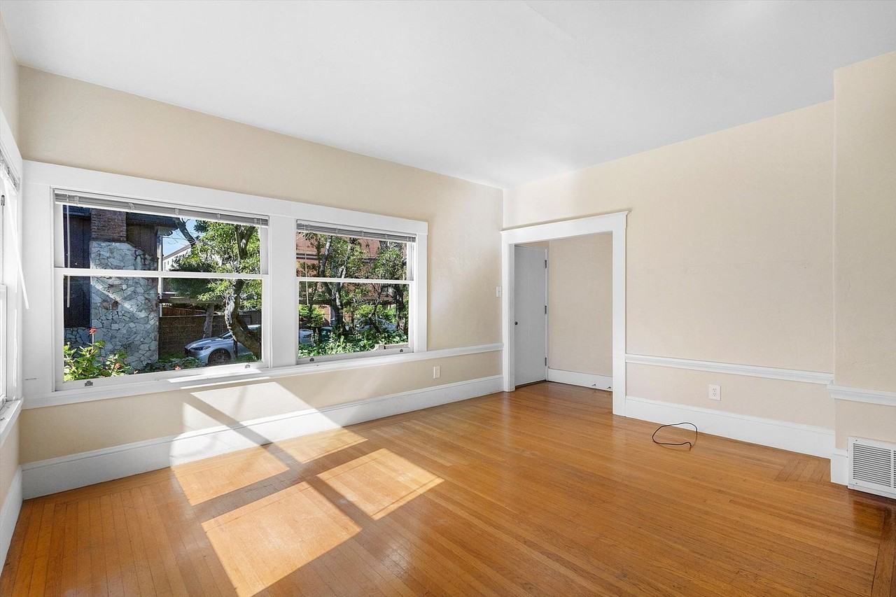 1426 Chestnut St #3 - Photo 6 of 15