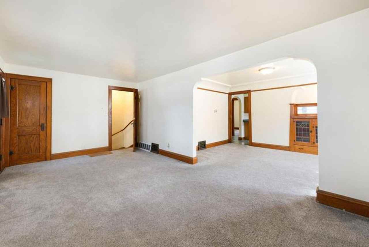 39th #3 - Photo 2 of 9