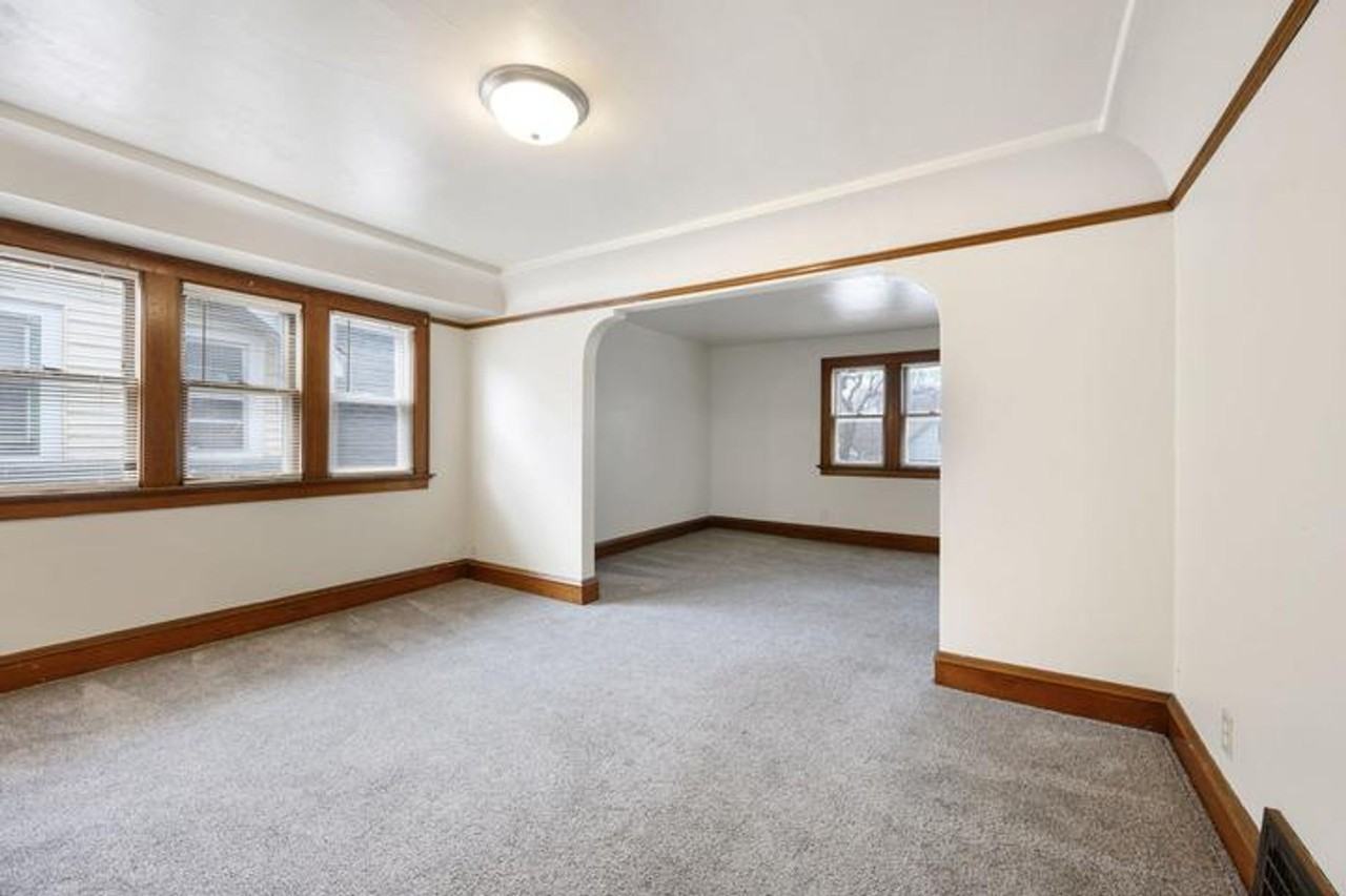 39th #3 - Photo 3 of 9