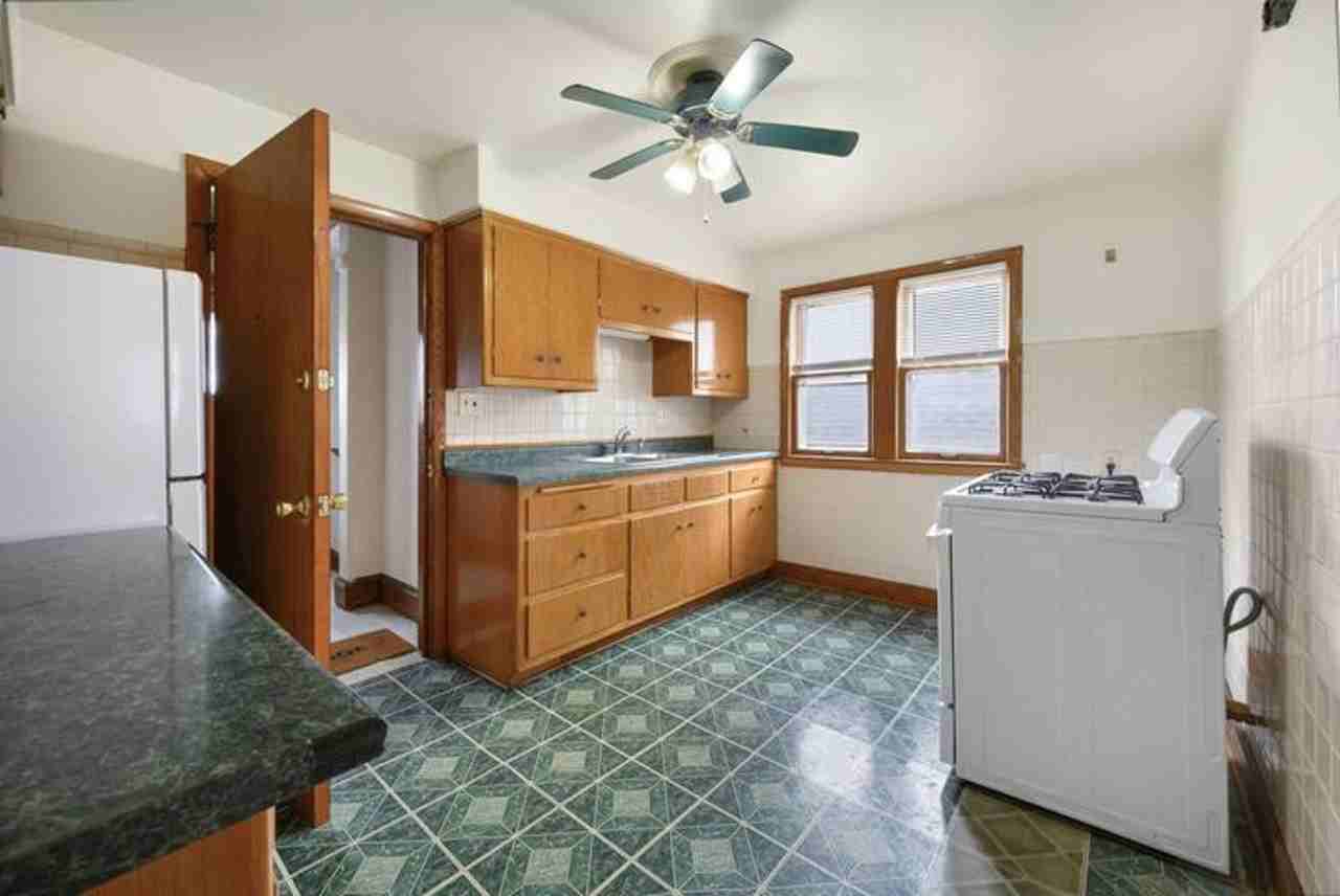 39th #3 - Photo 5 of 9