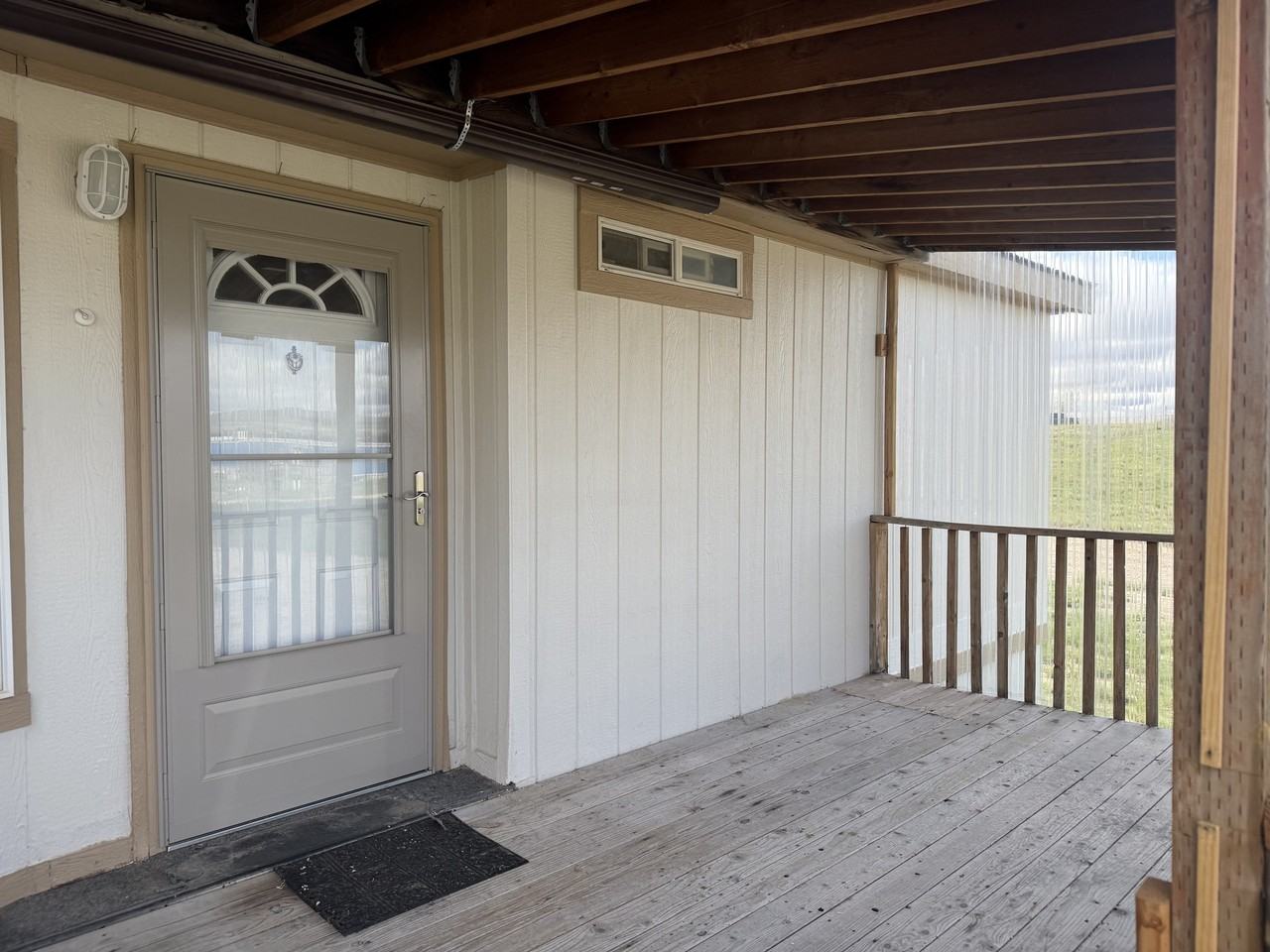 434 Gypsum Ln - Photo 2 of 23