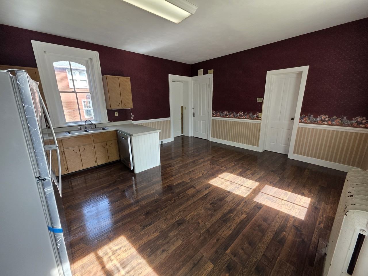 538 W 8th St #538-1stFL - Photo 6 of 17