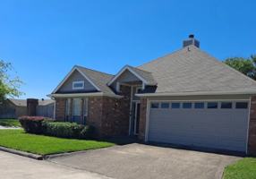 featured image of 1069 Green Meadow St #1