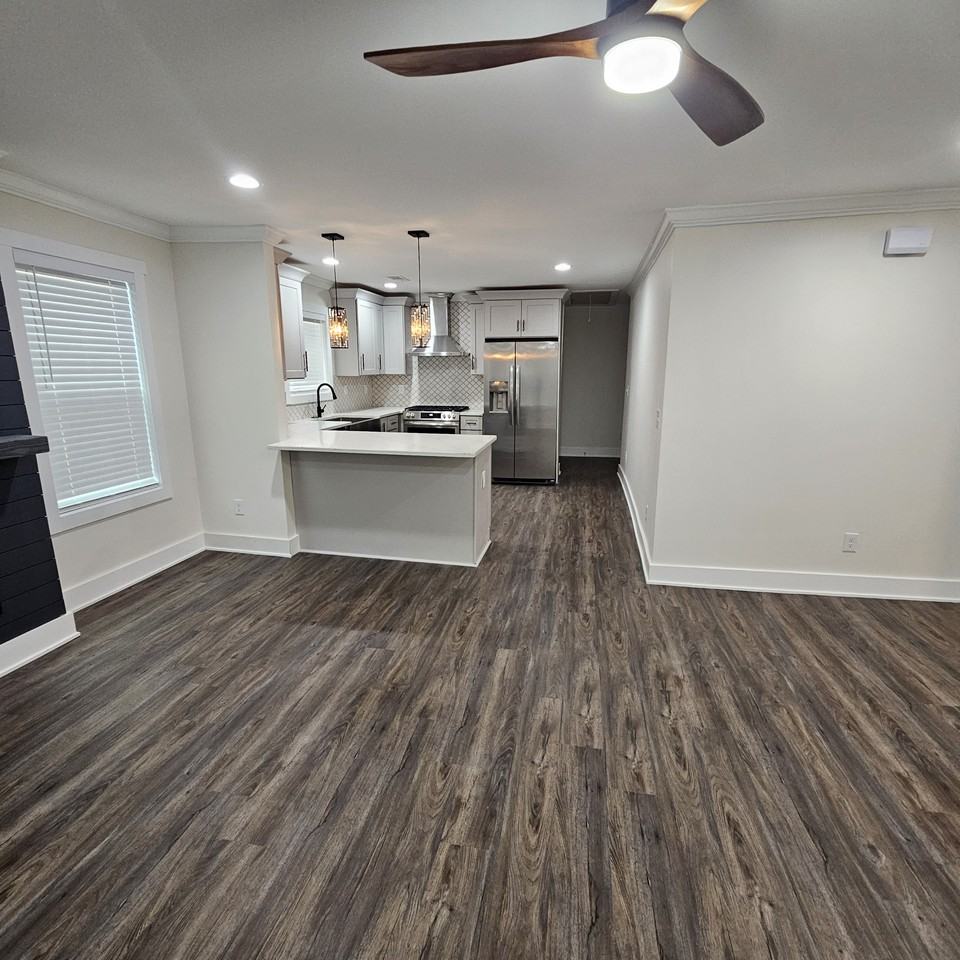 438 Griffin St Nw #1 - Photo 2 of 4