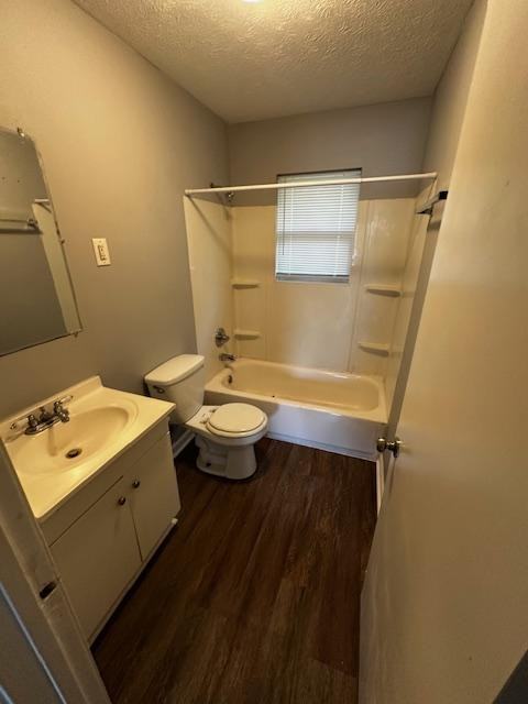 3422 Shagbark Rd - Photo 7 of 9