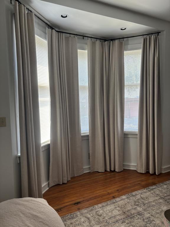 139 Phila St - Photo 5 of 16