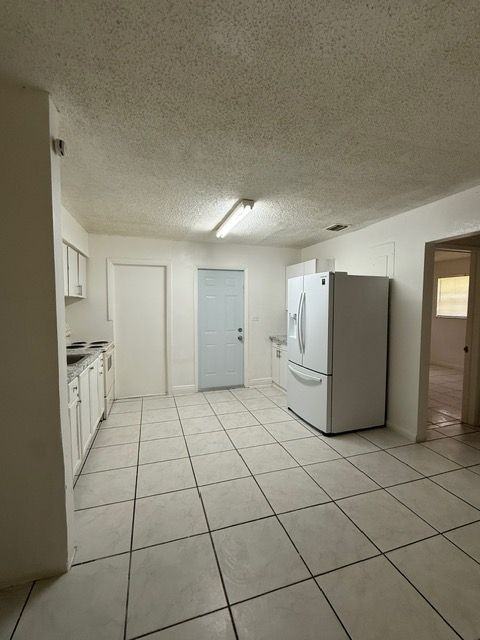 1125 Nw 5th Ave ##2 - Photo 4 of 9