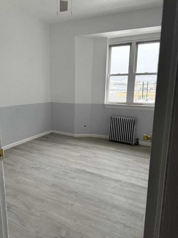 138 Mount Vernon Ave ##3r - Photo 6 of 9