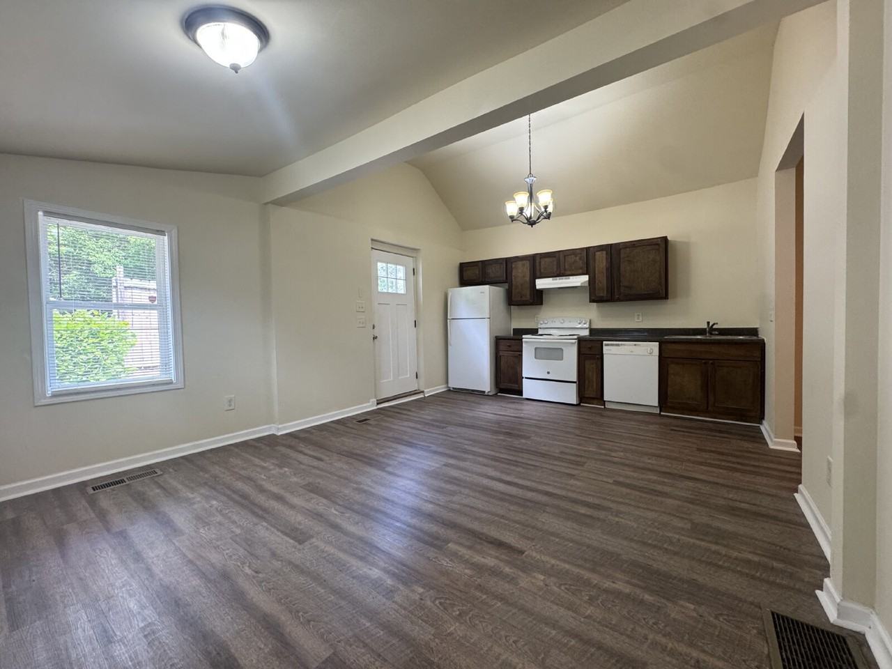 3833 Cleveland Hwy - Photo 4 of 8