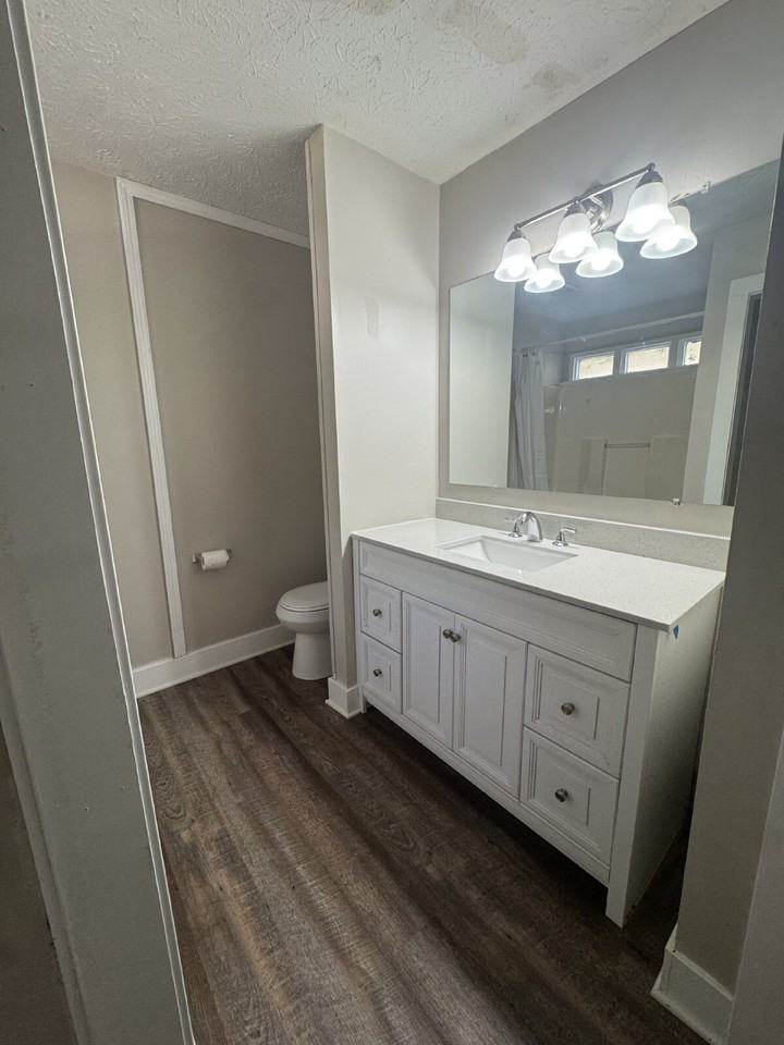 3853 Trotter Rd - Photo 2 of 10