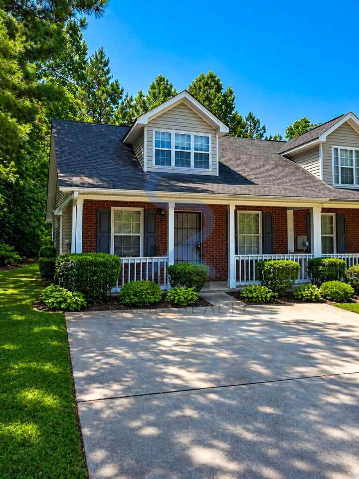 932 Hickory Bend Rd - Photo 2 of 4