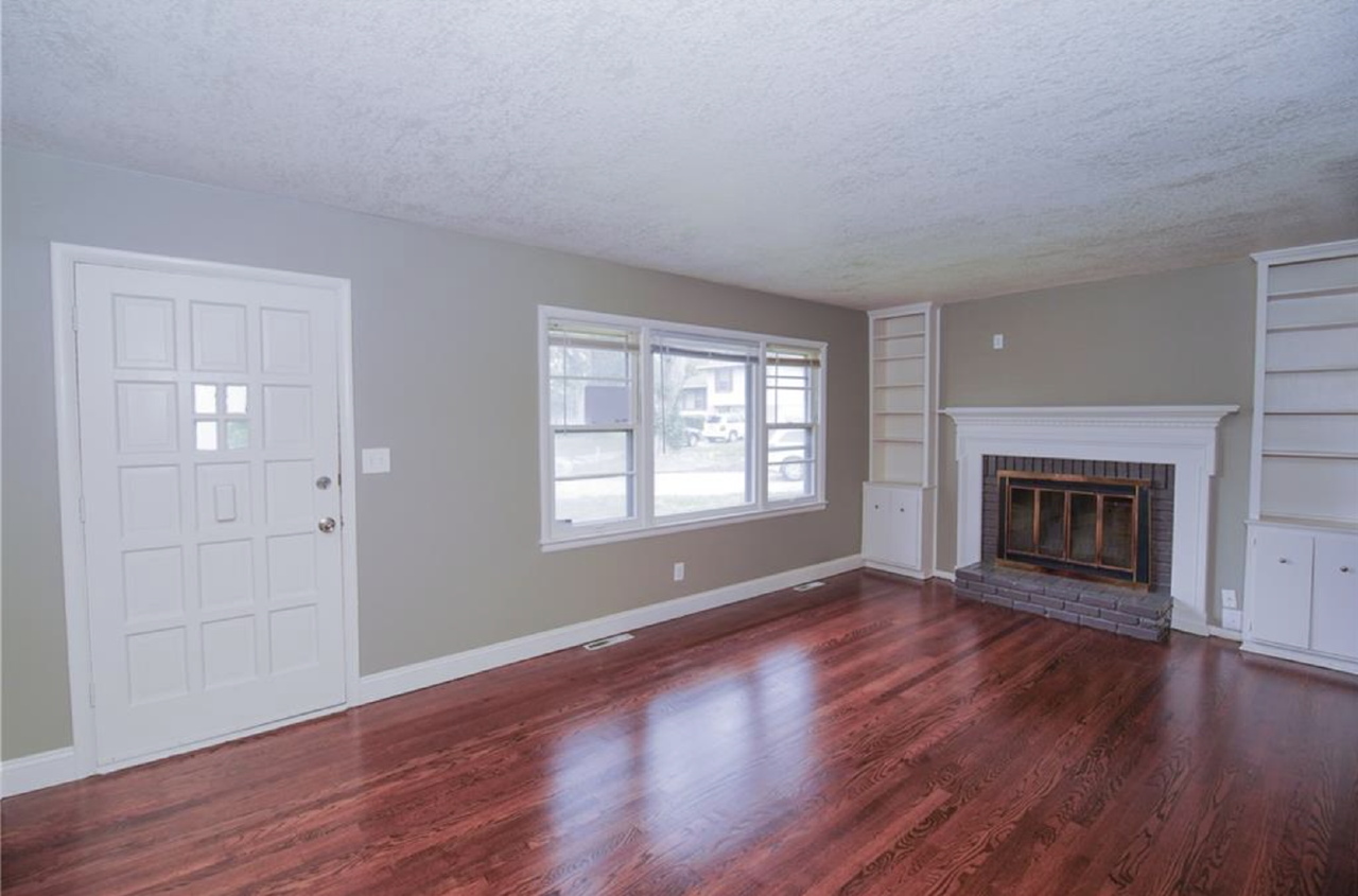 5908 E 95th Ter - Photo 6 of 19