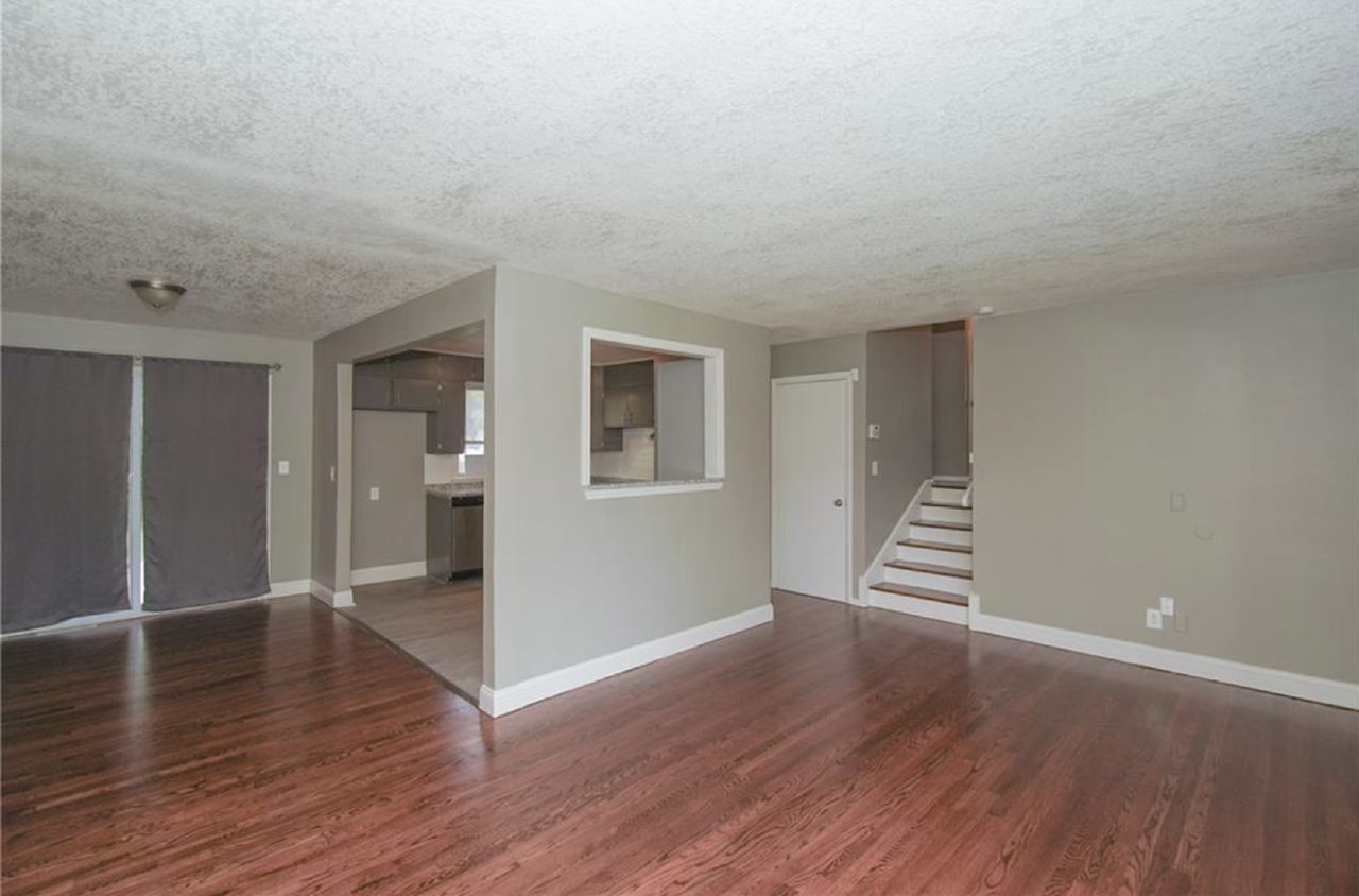 5908 E 95th Ter - Photo 7 of 19