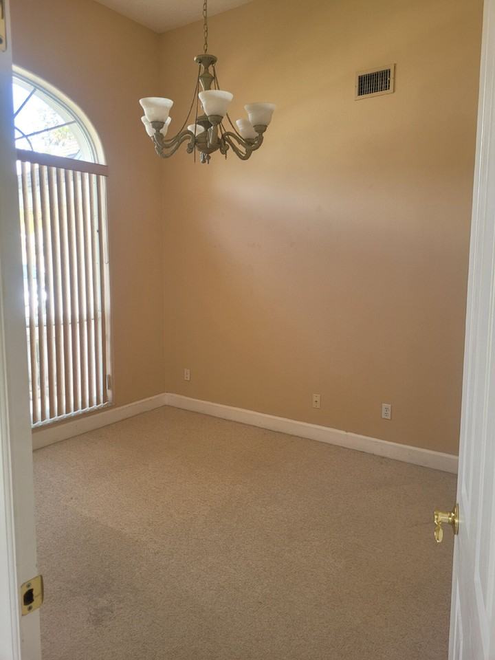 29 Kingsbridge Crossing Dr - Photo 4 of 9