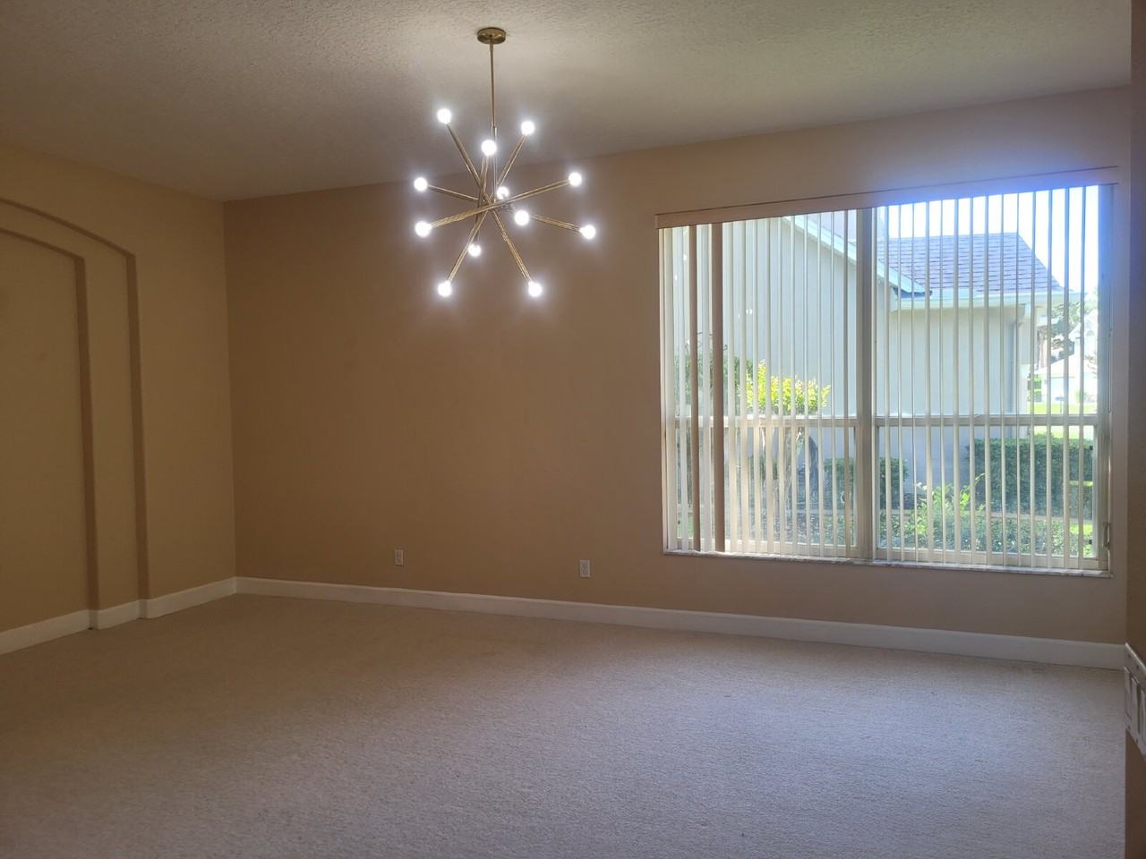 29 Kingsbridge Crossing Dr - Photo 7 of 9