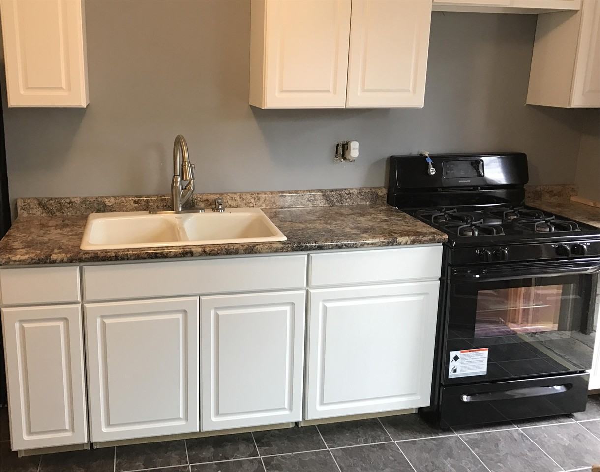 52 N Crystal St #7 - Photo 3 of 25