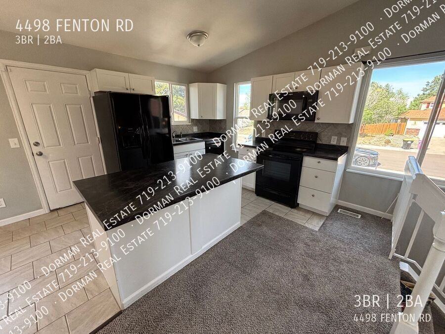 4498 Fenton Rd - Photo 2 of 14