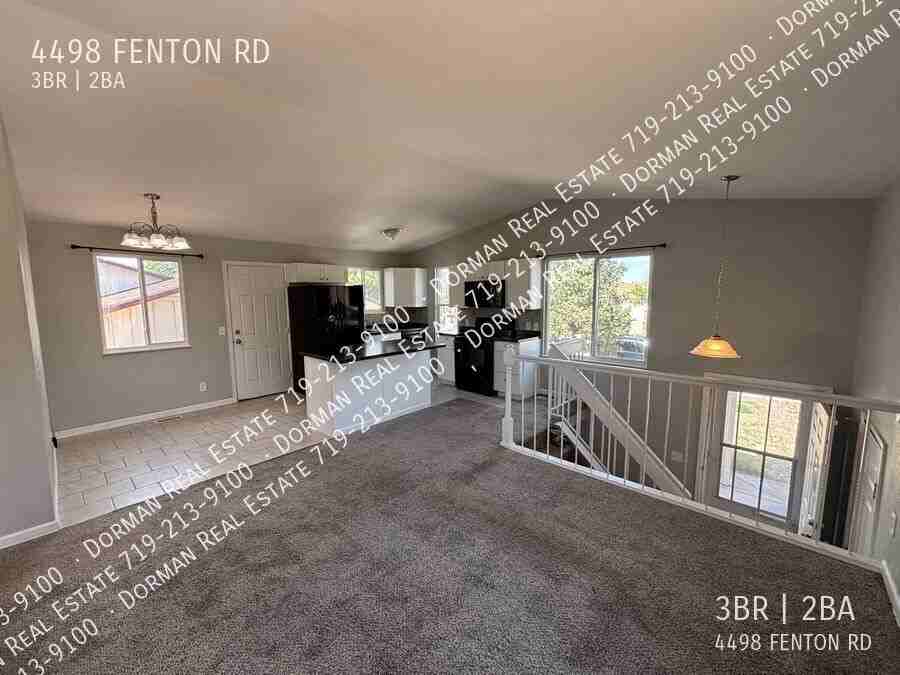 4498 Fenton Rd - Photo 3 of 14