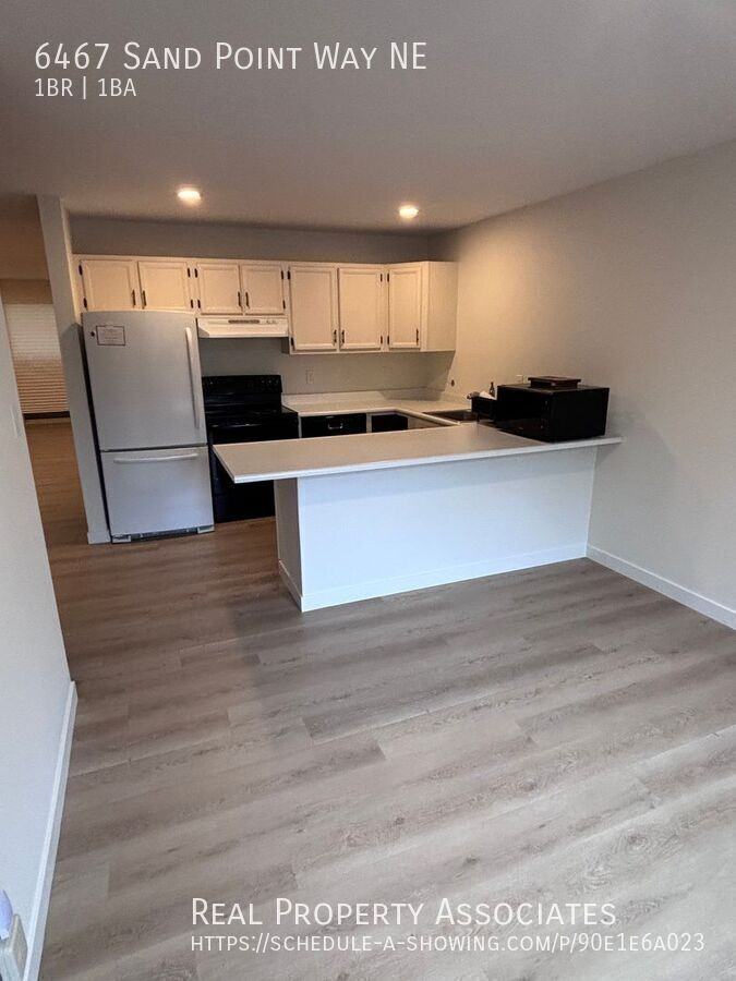 6467 Sand Point Way Ne - Photo 5 of 19