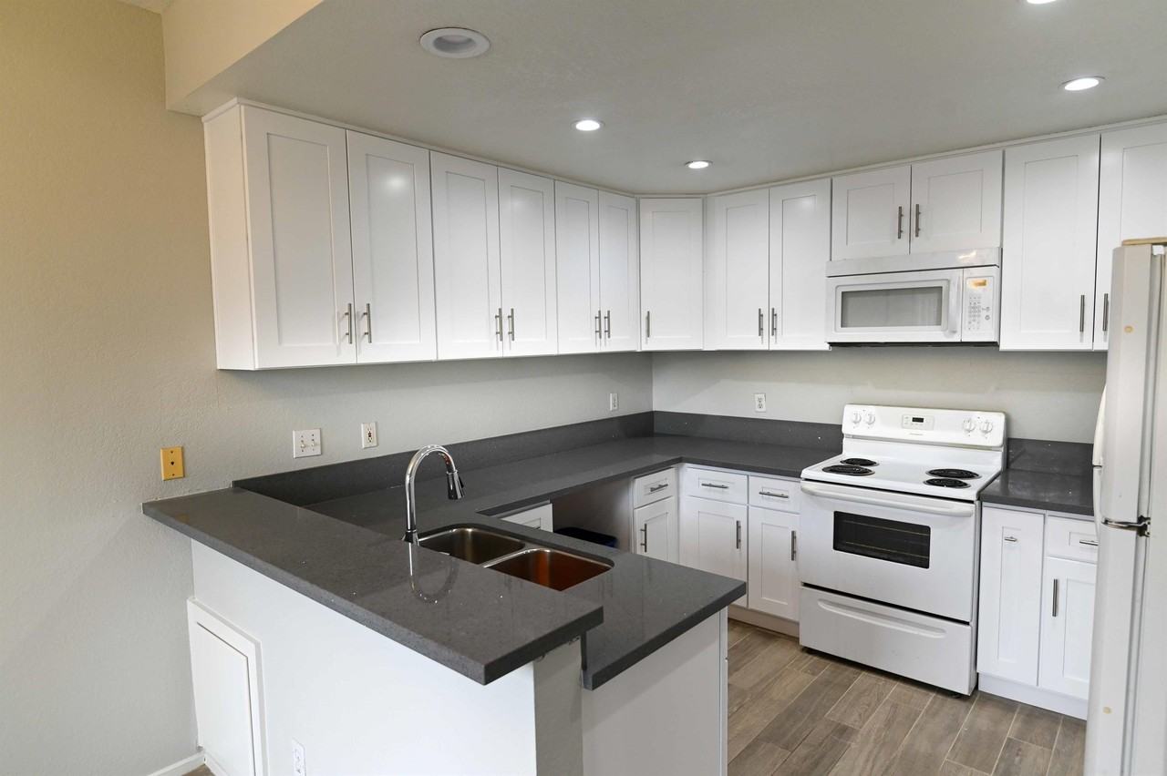 146 Gallery Way #1 - Photo 6 of 11