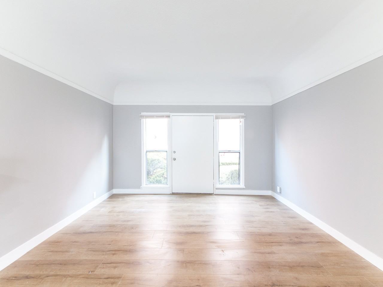 209 N Berendo St #3-4 - Photo 6 of 15