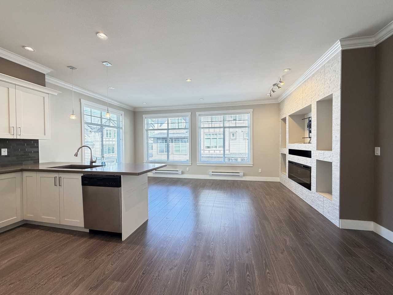 7090 180 Street - Photo 5 of 26