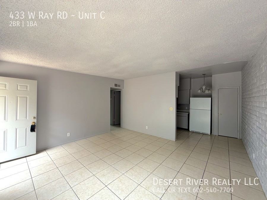 433 W Ray Rd #C - Photo 2 of 10