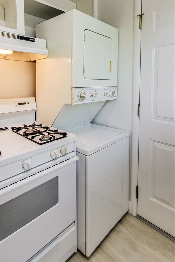 143 Alma St #02 - Photo 4 of 25