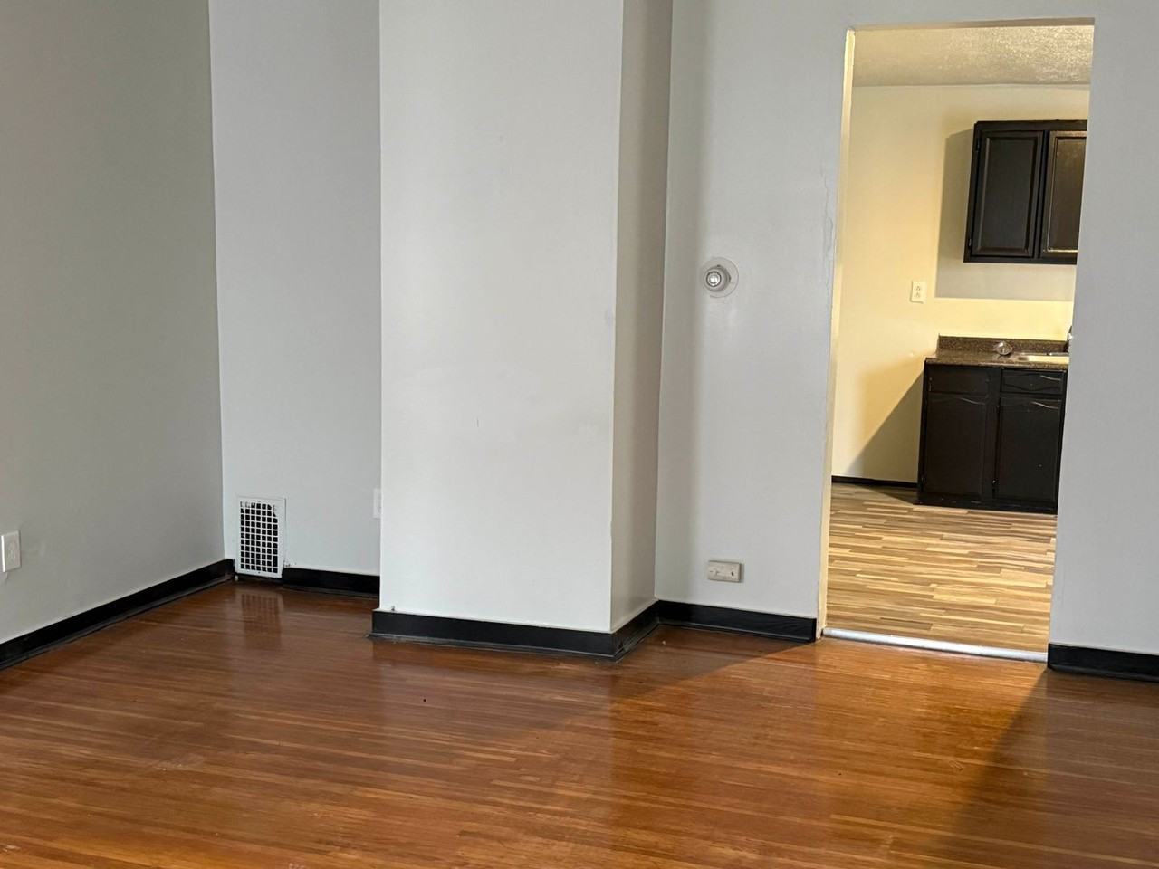 710 Jay - Photo 5 of 19