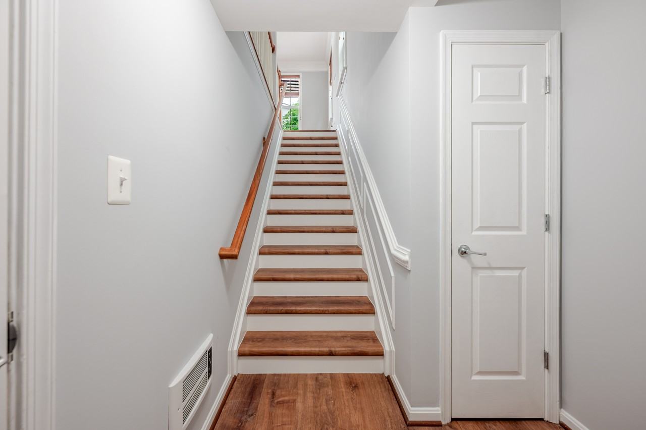 7014 Huntley Run Pl - Photo 5 of 43