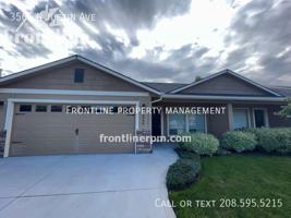 featured image of 3566 N Justin Ave
