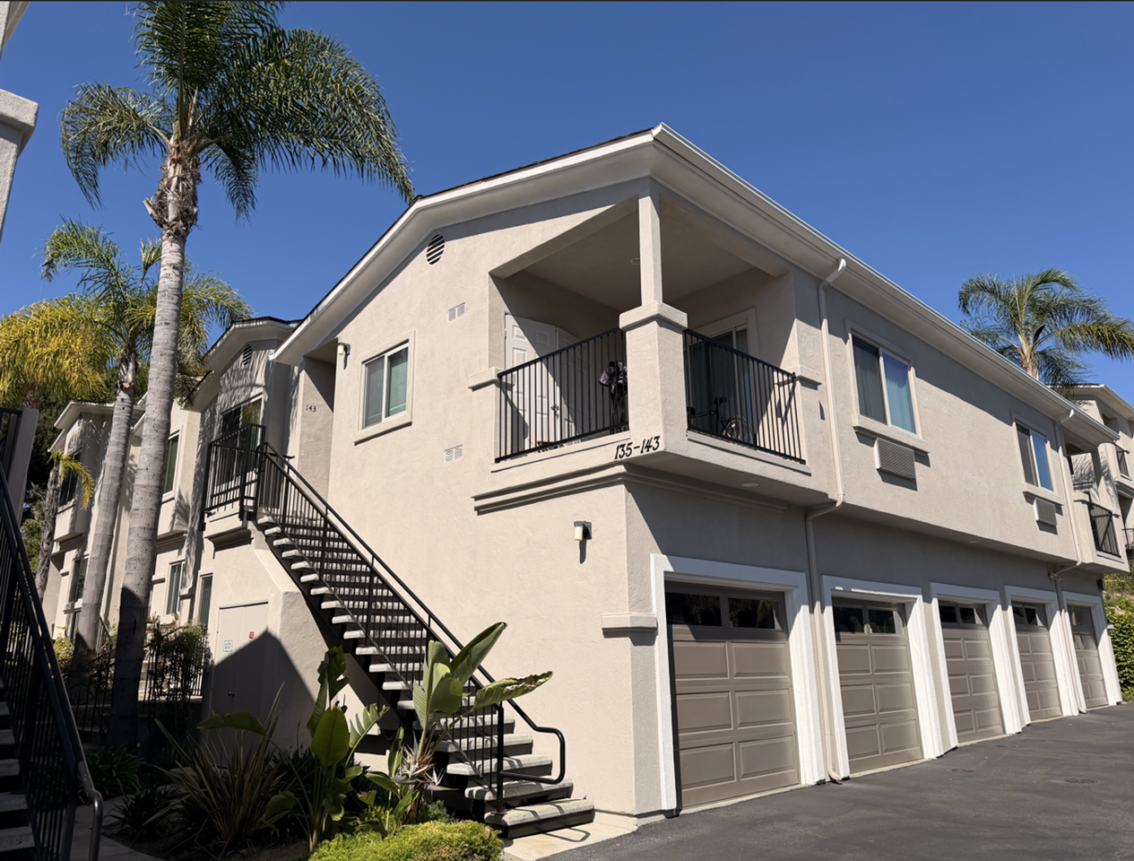 Paradise Encinitas - Photo 3 of 4