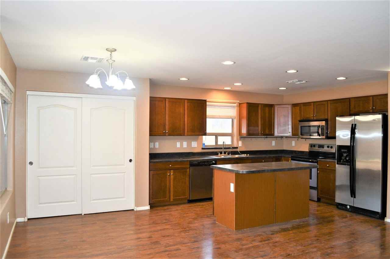 1633 E Melanie St - Photo 5 of 15