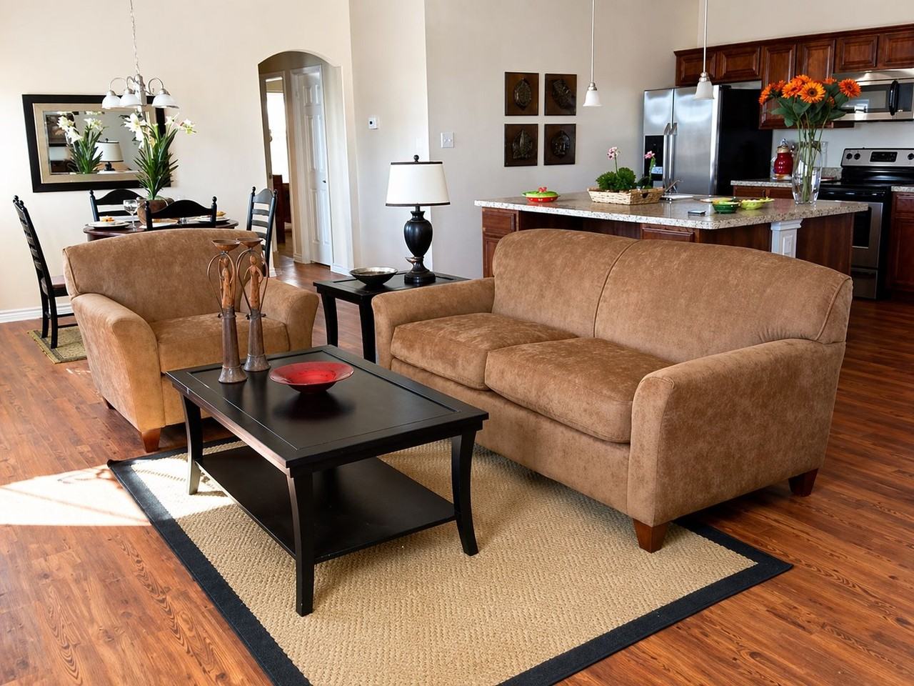 1062 Newcastle Dr - Photo 2 of 5