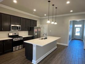 418 Mangrove Ln - Photo 1 of 1