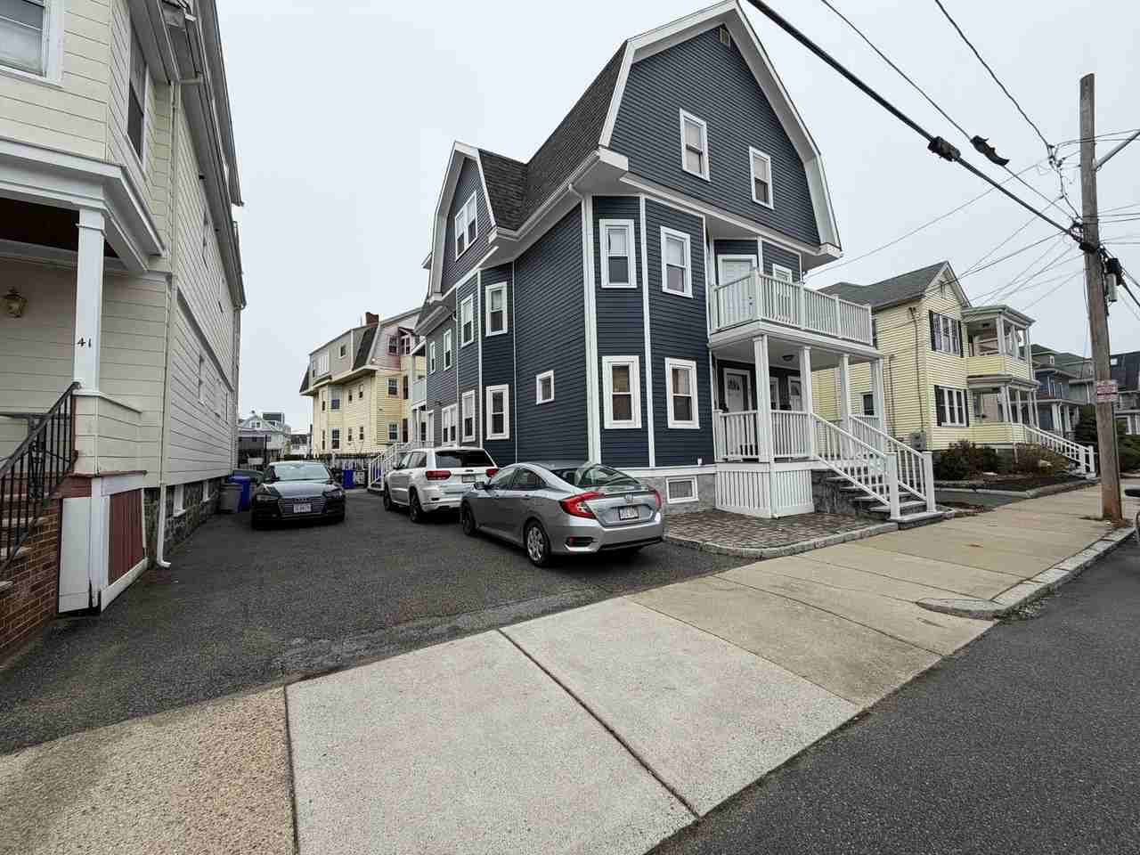 3537 John St - Photo 2 of 22