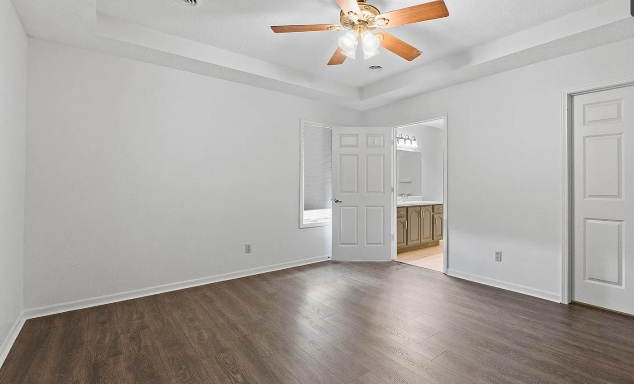 2811 Windrush Dr - Photo 6 of 15