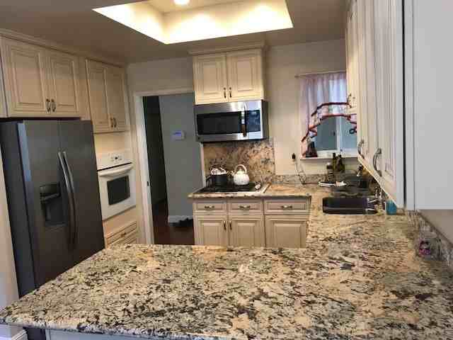 6256 Guyson Ct - Photo 3 of 13