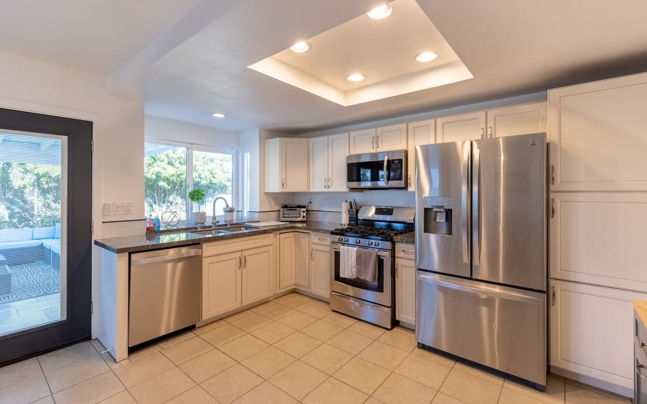 7642 Goode St - Photo 7 of 20