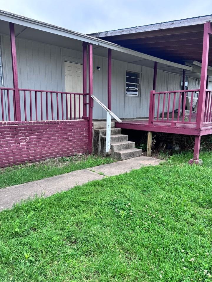 1129 S 124th East Ave