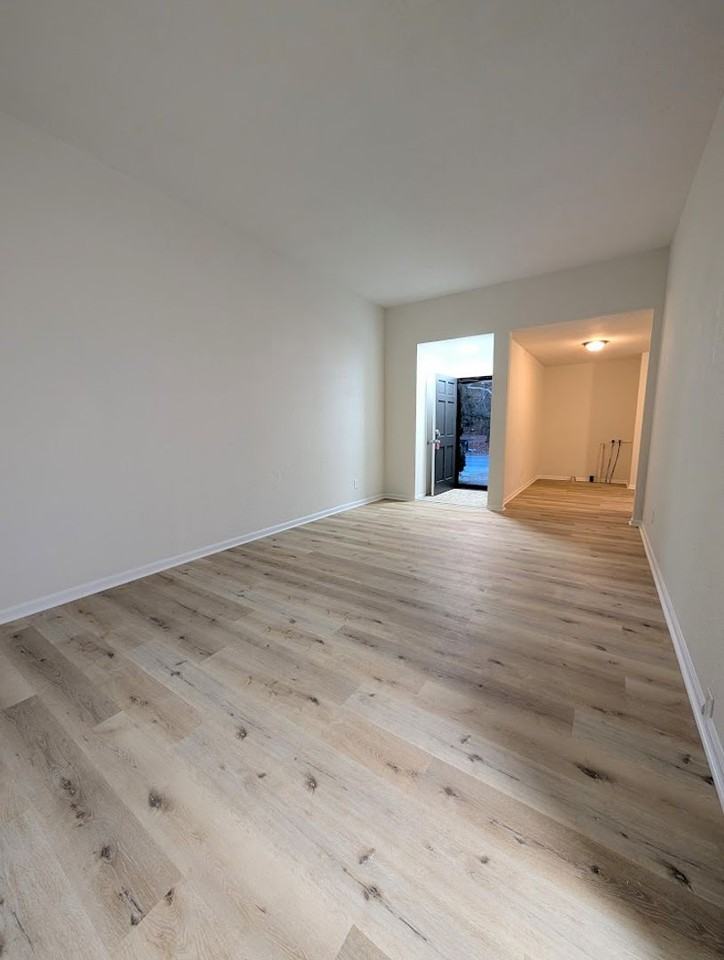 3720 Fountain Ave - Photo 6 of 13