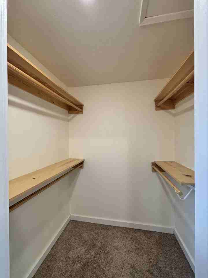 429 Thomas St Nw #A - Photo 4 of 16